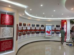 展廳機(jī)器人