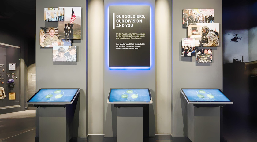 多媒體展廳設(shè)計方案中的觸摸一體機(jī)