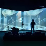 折幕投影有哪些獨特的優(yōu)勢，使其在眾多展示方式中脫穎而出？