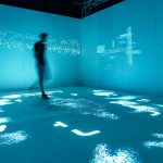 展廳設(shè)計(jì)中折幕投影互動(dòng)裝置對(duì)信息的傳遞有何特殊效果？