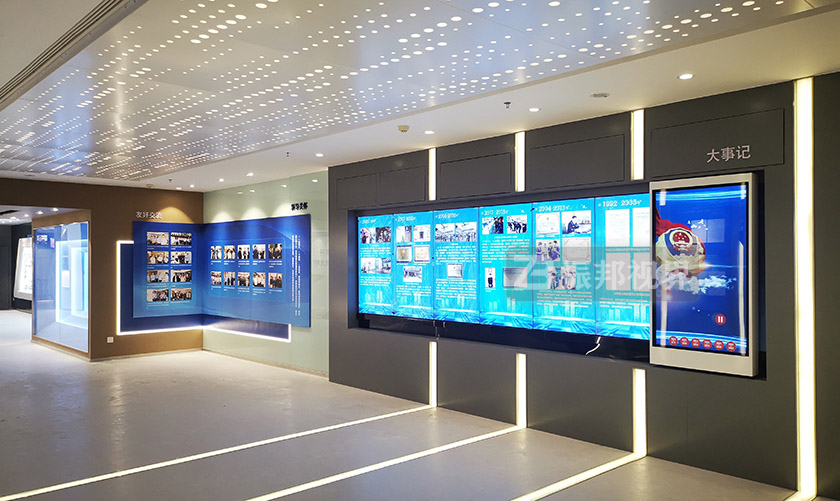 展廳透明滑軌屏 展廳透明滑軌屏