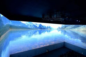 裸眼3D技術(shù)入駐展廳，其能以哪些獨(dú)特形式讓我們體驗(yàn)視覺震撼？