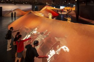 數(shù)字化展覽設計究竟具備哪些優(yōu)勢，能讓博物館故事更加生動再現(xiàn)？