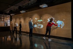 預算有限能否實現(xiàn)霍格沃茲墻效果？創(chuàng)新展廳設計交互方案解析！